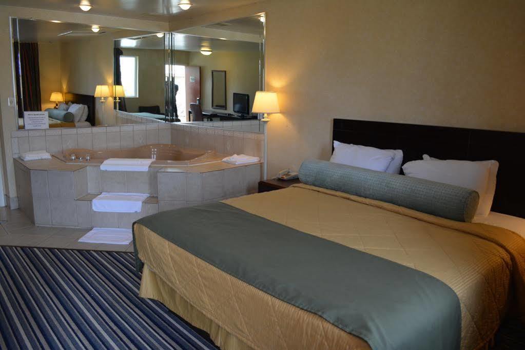 Budget Inn Falls Church Eksteriør billede